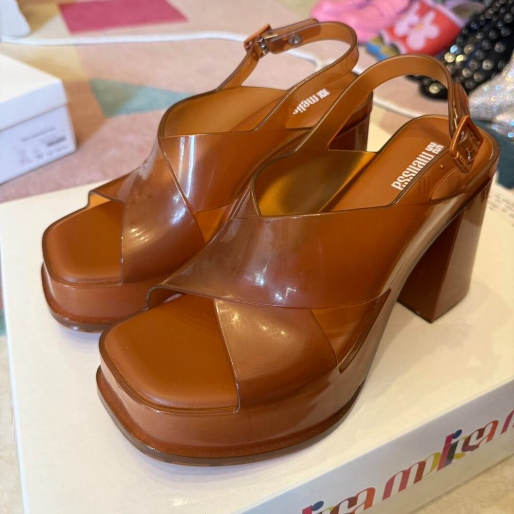 Melissa dance heels size 8 / 39. Worn inside on carpet that’s it